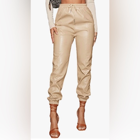 Faux leather beige pants - Picture 2 of 3
